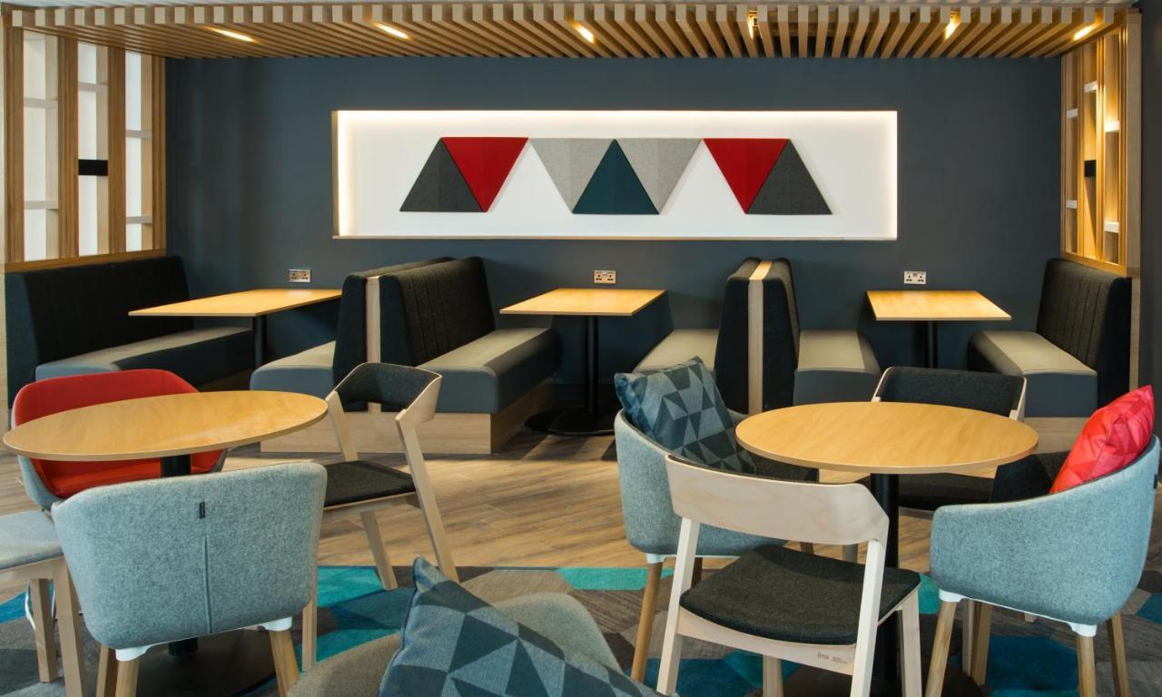 Holiday Inn Express - Bicester By Ihg Eksteriør billede
