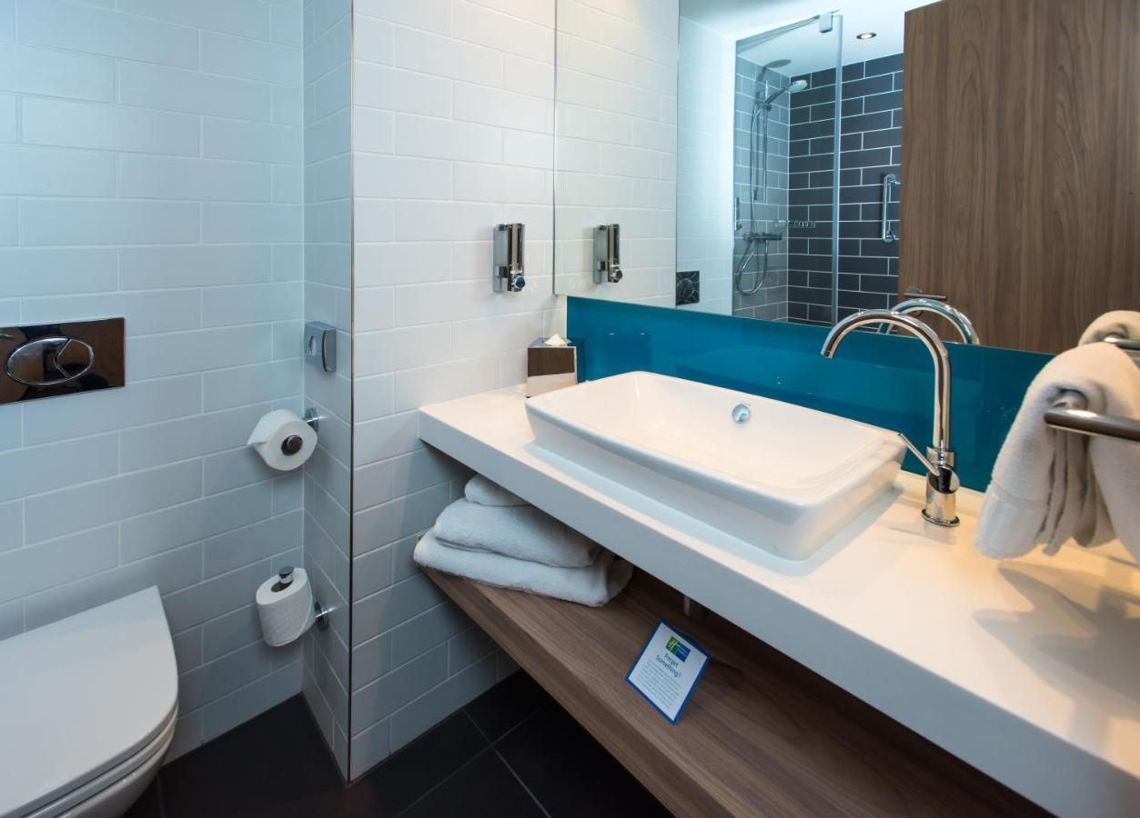 Holiday Inn Express - Bicester By Ihg Eksteriør billede