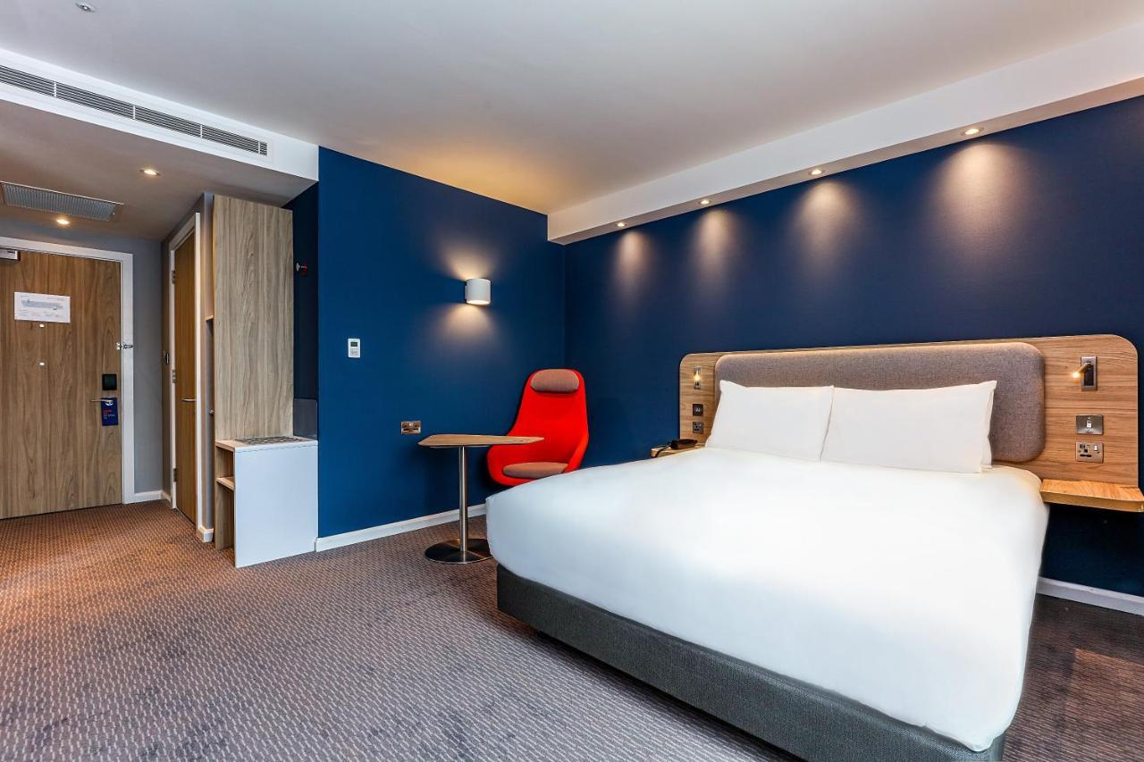 Holiday Inn Express - Bicester By Ihg Eksteriør billede