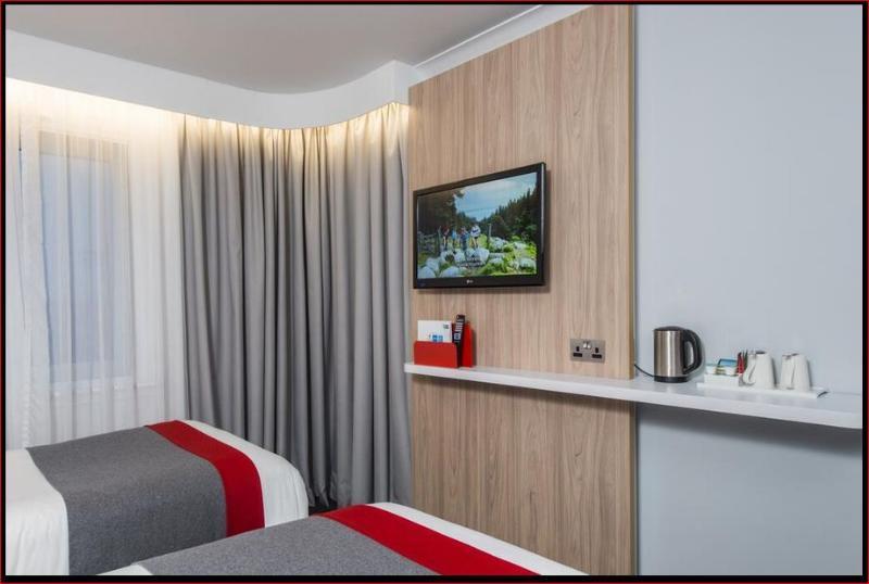 Holiday Inn Express - Bicester By Ihg Eksteriør billede
